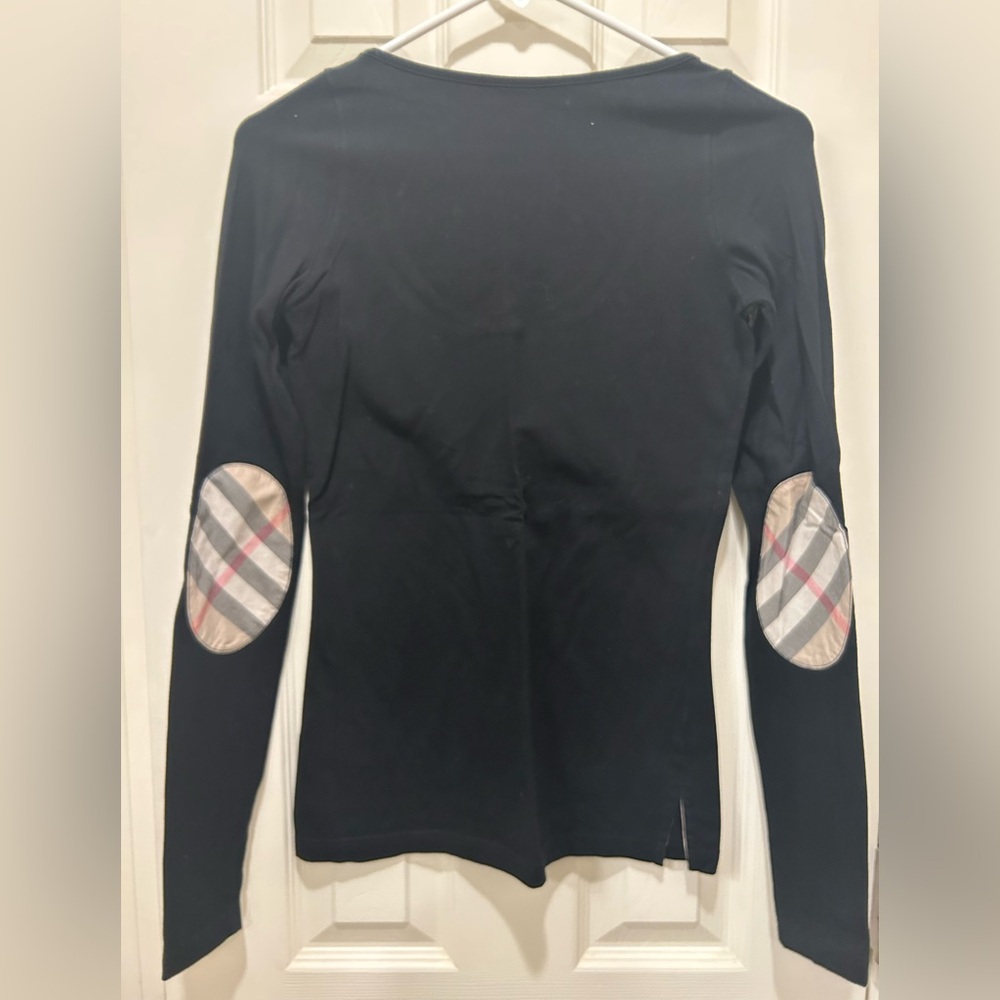 Burberry top Women Size XS black excellent condition. - Picture 4 of 6